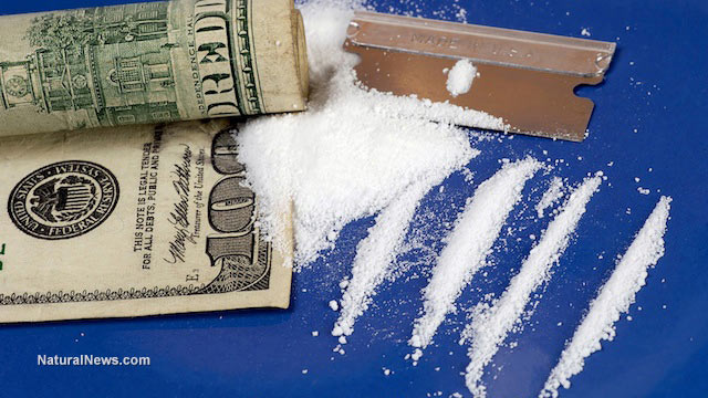 [Image: Drugs-Money-Cocaine-Razor-Blade.jpg]