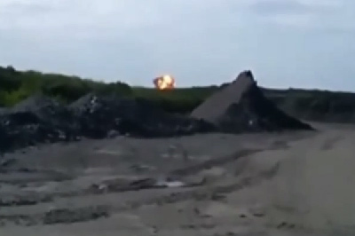 MH17-Crash-Site-Explosion-400.jpg