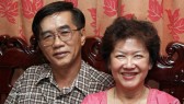 Asian-Elderly-Couple-Smile