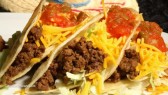 Tacos-Mexican-Food-Close-Up-Meat-Cheese-Vegetable