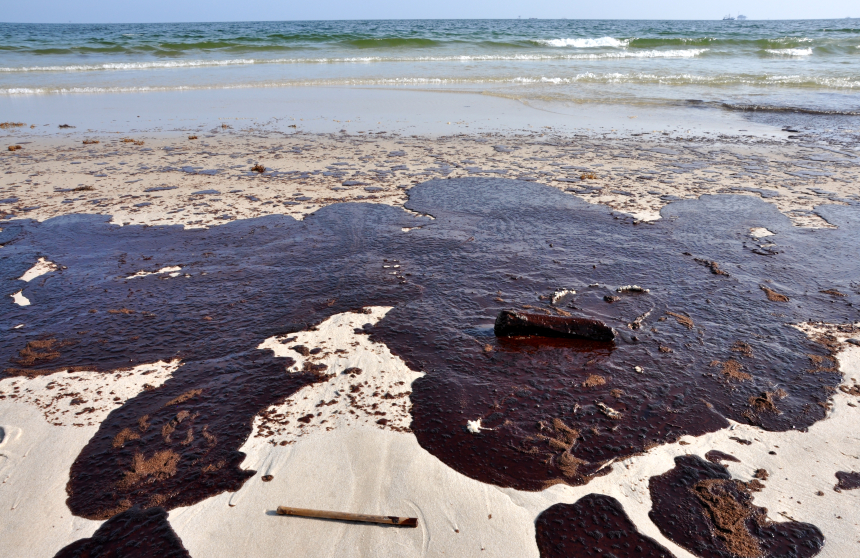 Image: BP Deepwater Horizon oil spill found to have caused over $17 billion in environmental damage
