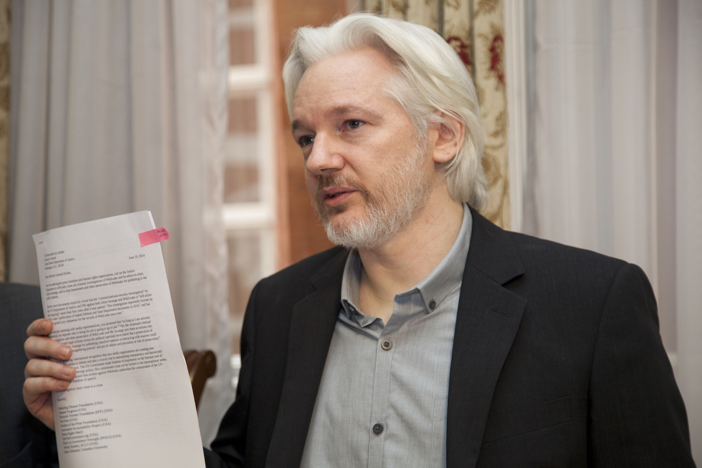 Image: Feds plan on arresting WikiLeaks’ Julian Assange; Shouldn’t they also arrest these reporters from NY Times, WaPo, The Guardian and CNN?