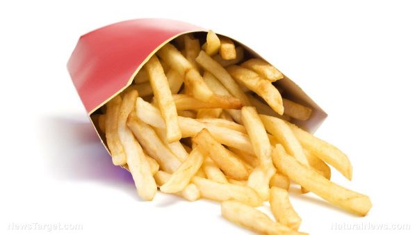 Ever notice how you’re still hungry after eating fast food? Here’s why: Your brain detects the nutrients (or lack thereof) in food as you eat it, ground-breaking new study finds Fries-French-Food-Fast-Box-Falling-Background-e1507278451154