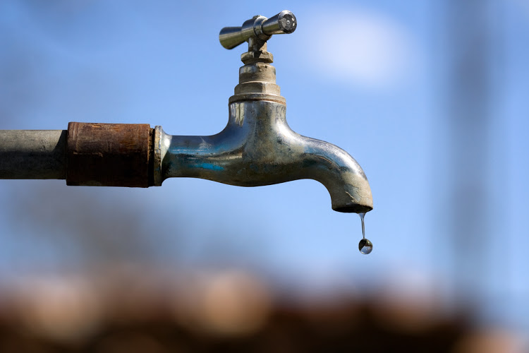 Image: Public water in Washington, D.C., was declared unsafe to drink; warnings issued to the public