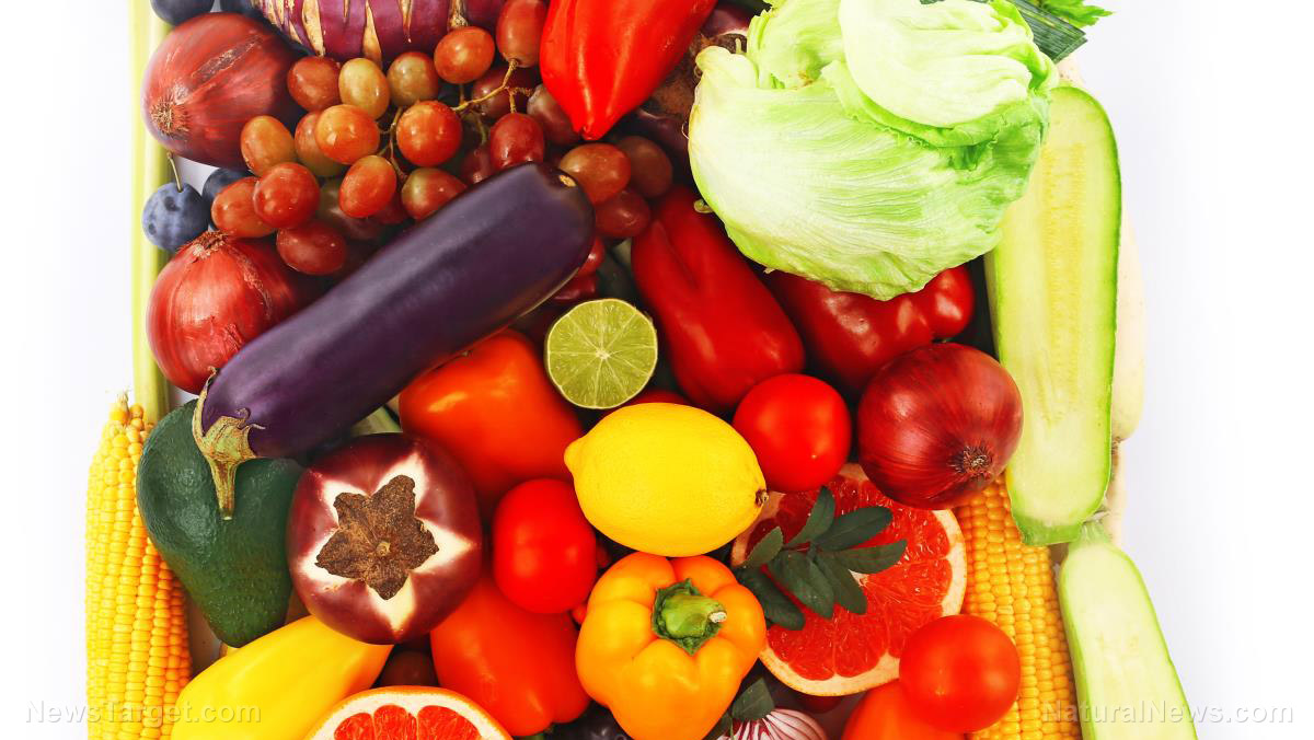 Image: Fruit, vegetables, tea, dark chocolate: A diet high in antioxidants reduces risk of type 2 diabetes