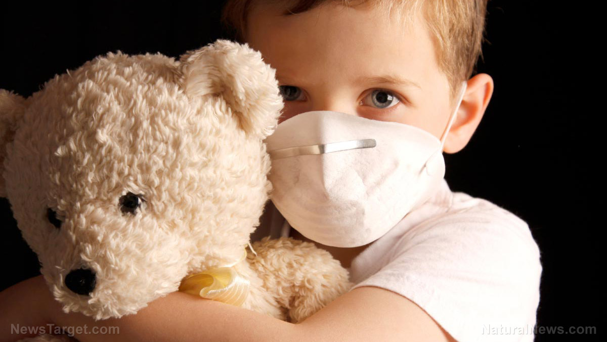 Mysterious “Polio-Like Disease” Sweeping America – AFM (Acute Flaccid Myelitis) Sick-Child-Flu-Face-Mask-Teddy-Bear-Sad