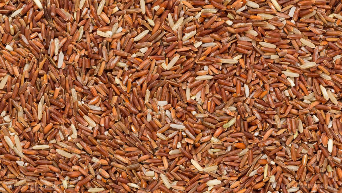 Image: Brown rice is a nutrient-dense food that can lower cholesterol levels and prevent the formation of blood clots