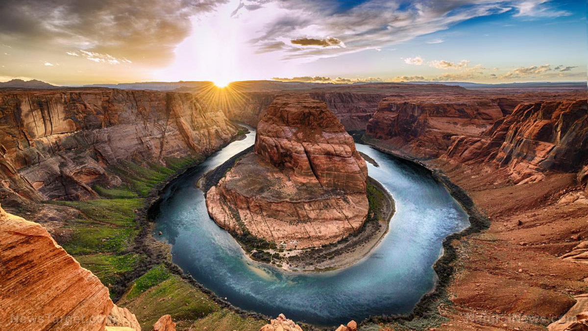 Image: Is the Grand Canyon being put in danger by nearby uranium mining?