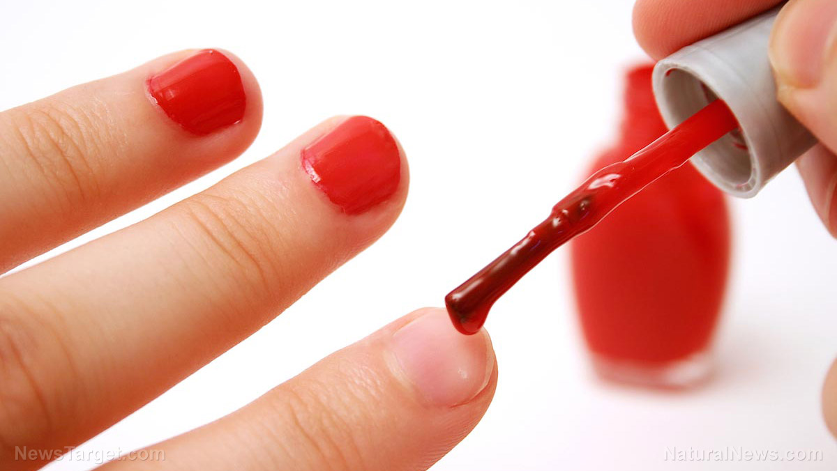 Image: New study finds that toxic chemicals found in nail polish enter women’s bodies just hours after application