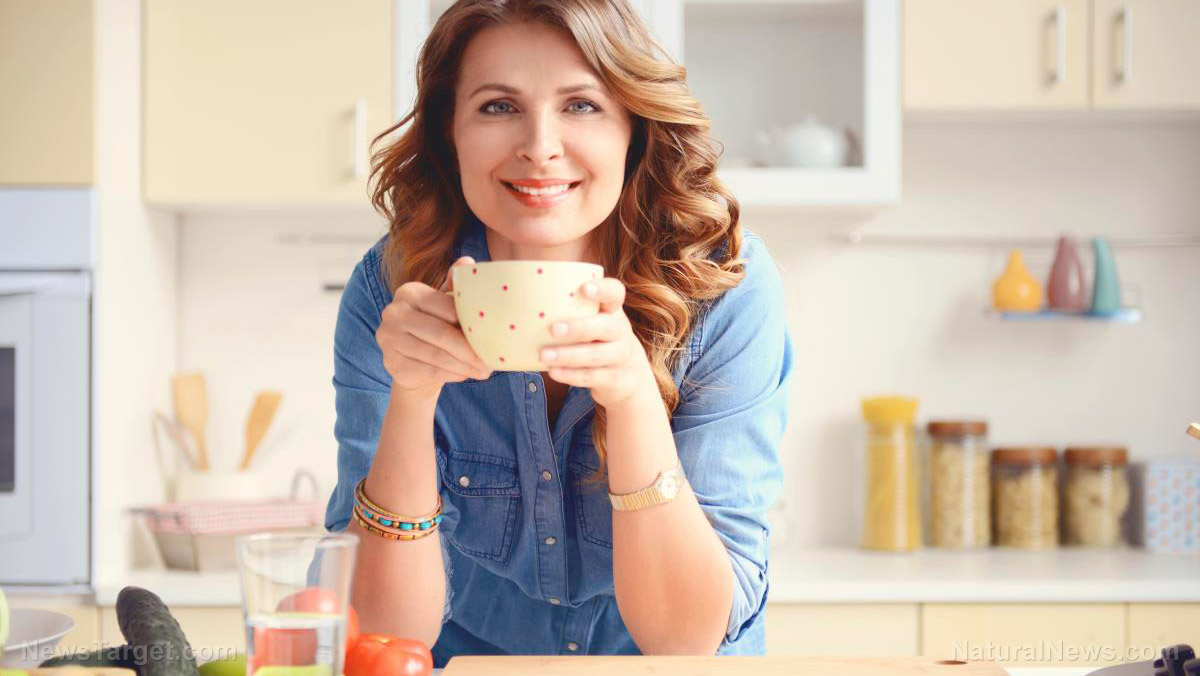 Image: The 12 health benefits of osmanthus tea, a caffeine-free beverage