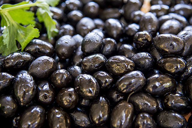 Image: Olives are good at reducing fatty liver
