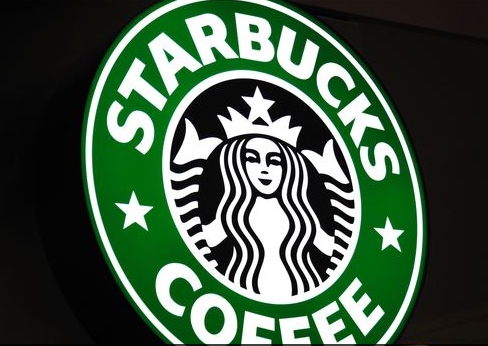 Image: Starbucks employee facing charges for spitting in police officer’s coffee