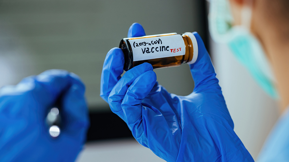 Изображение: Шокирующая причина, по которой вакцина Pfizer от коронавируса требует хранения при -70 ° C ... потому что она содержит экспериментальные нанотехнологические компоненты, которые НИКОГДА не использовались в вакцинах раньше.