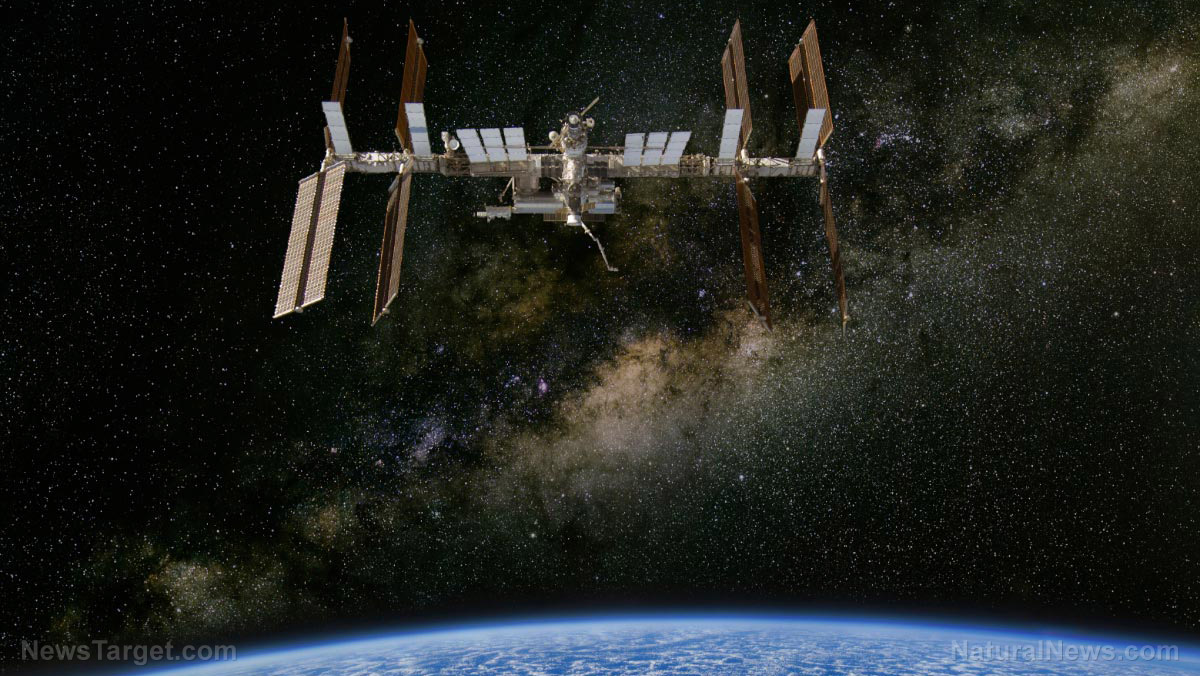 Image: New device will let ISS astronauts 3D print useful objects from their own plastic waste