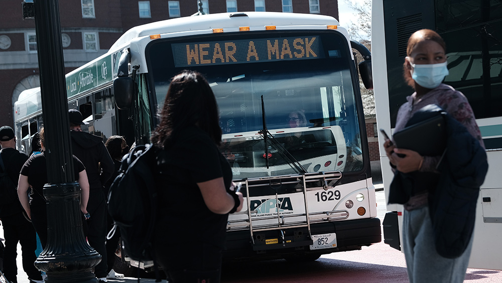Image: Federal mask mandate still in effect on public transportation until Sep. 13