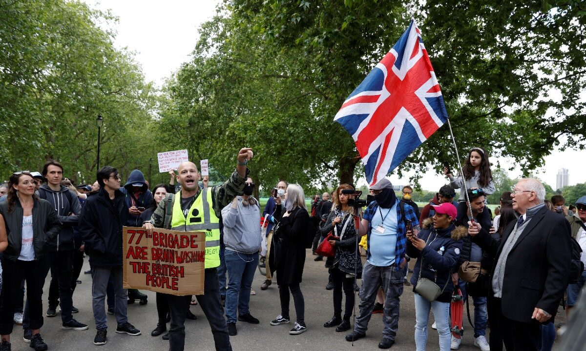 Image: Protesters march against vaccine passports in London