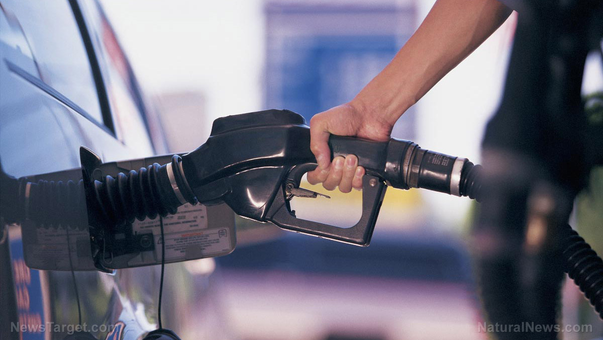 Image: Gas prices in San Francisco Bay Area reach $5 per gallon amid shutdown of oil refineries