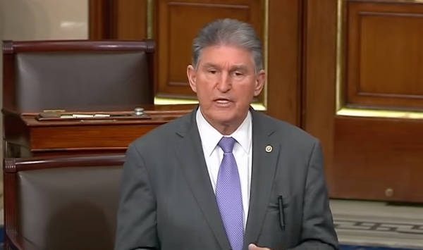 Image: Moderate Democrat Joe Manchin says he will join Republicans to kill funding for Joe Biden’s vaccine mandate