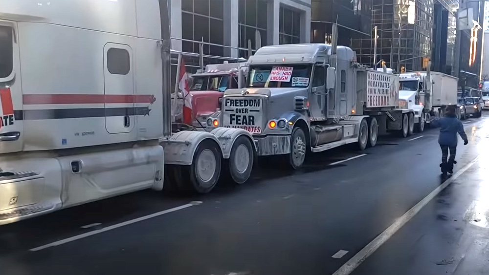 Image: It was inevitable: Canadian government officials now declare peaceful convoy protesters to be “terrorists” engaged in an illegal “occupation” of Ottawa