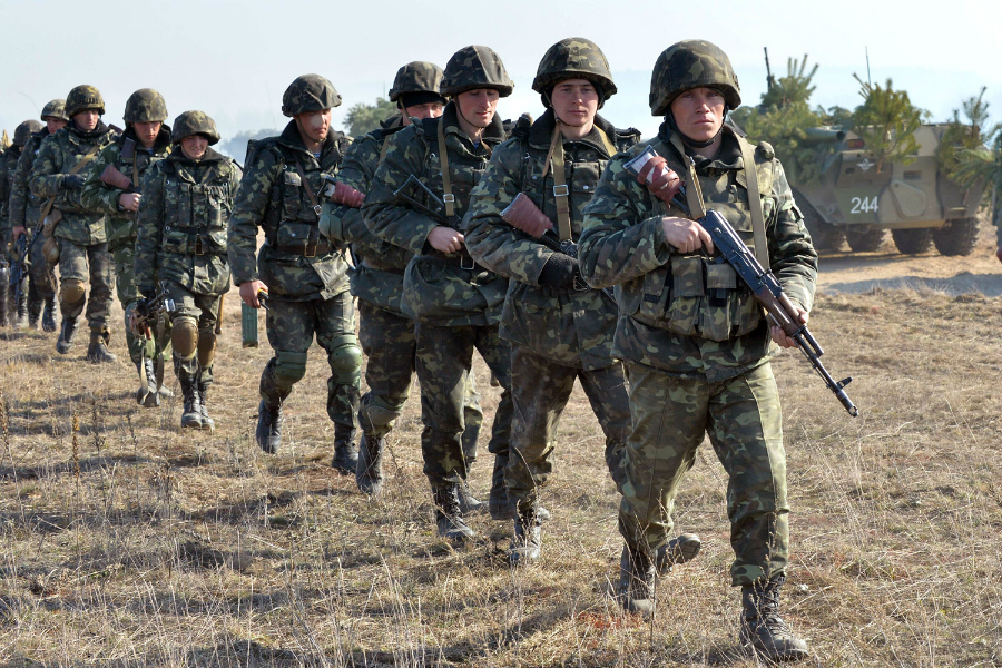 Image: Putin declares two Ukraine regions “independent republics,” sends in “peacekeeping” troops