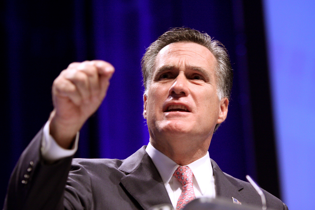 Image: Tulsi Gabbard smeared as ‘treasonous liar’ by Sen. Mitt Romney over Ukraine biolab concerns