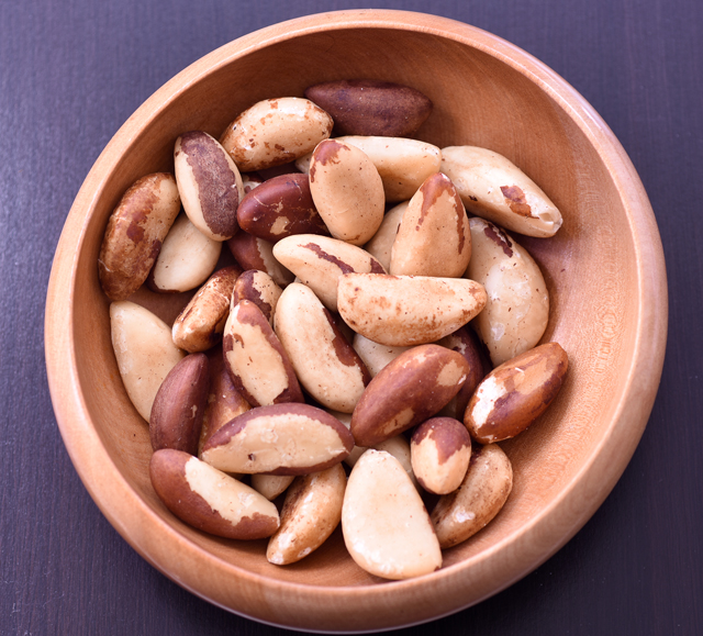Image: Selenium and antioxidants: Health benefits of nutrient-rich Brazil nuts