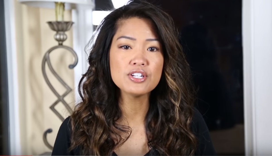 Image: Michelle Malkin attacked by ‘BLM/Antifa’ mob at pro-cop rally – and cops can’t stop it