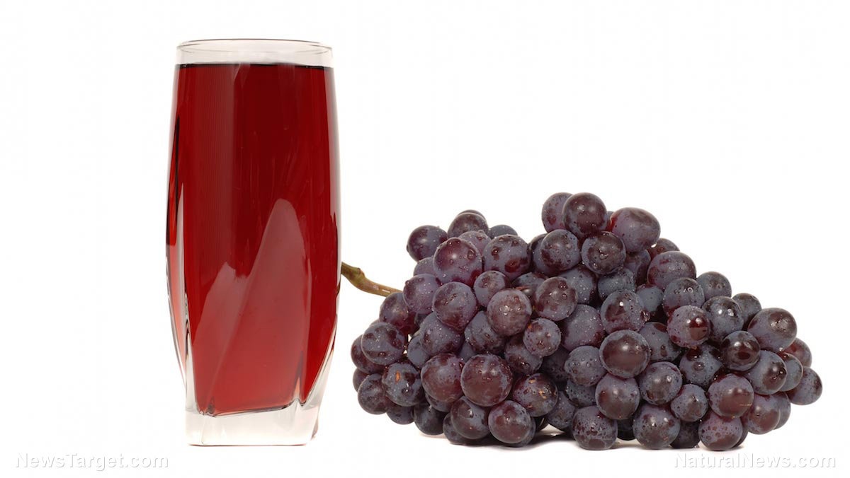 Image: Grape juice can increase antioxidant intake without causing high blood sugar or uric acid