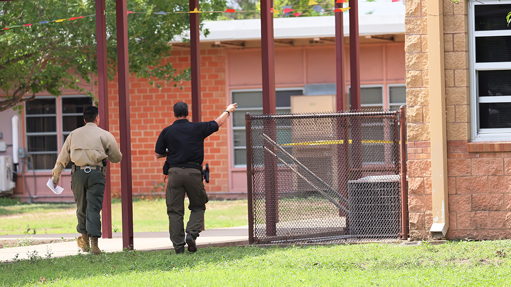 Image: Uvalde mass shooting proves that people can no longer trust the police to keep them safe