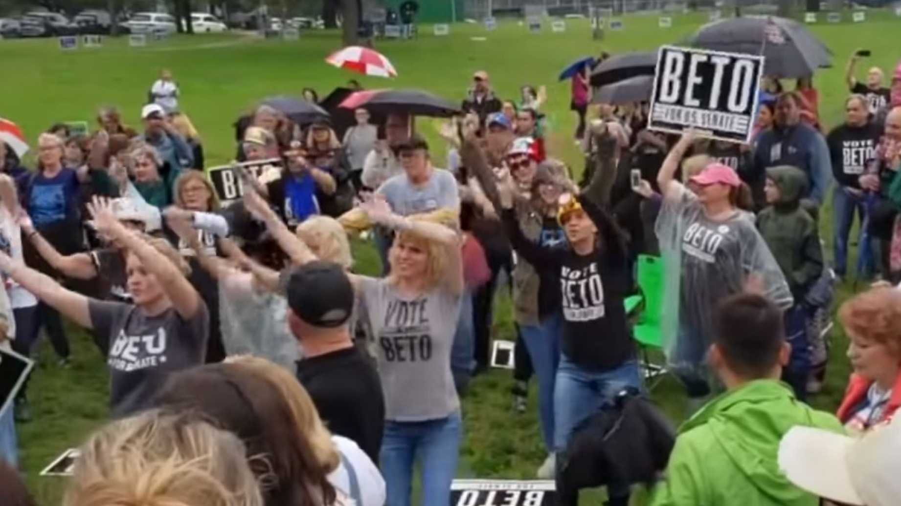 Image: Video showing “flash” mob for Beto O’Rourke features cringe-worthy liberals singing voiceover of Village People hit “YMCA”