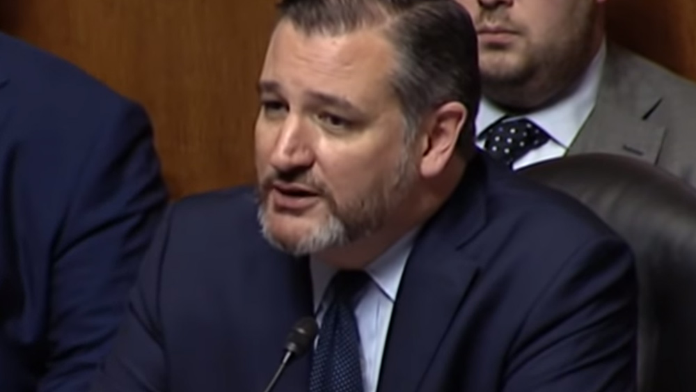 Image: Angry Ted Cruz slams boot on table during fiery testimony with FBI Director Wray over ‘woke’ agency priorities