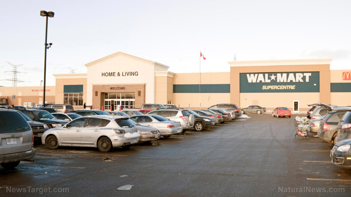 Immagine: Walmart continua a perdere clienti poiché l'inflazione costringe gli americani a rivolgersi ai negozi in dollari