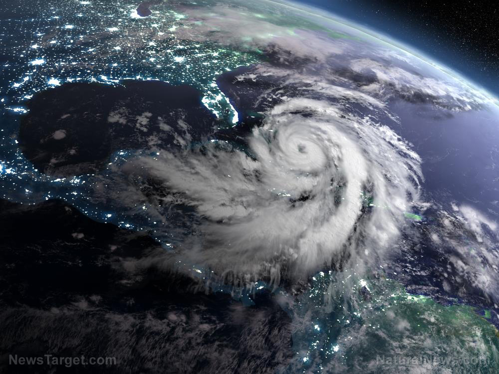 Image: US government has ability to manipulate hurricanes, 50-year-old documentation shows