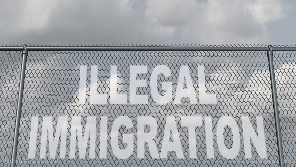 Image: Texas sues Biden admin for allowing migrants to be “illegally” approved through a mobile app