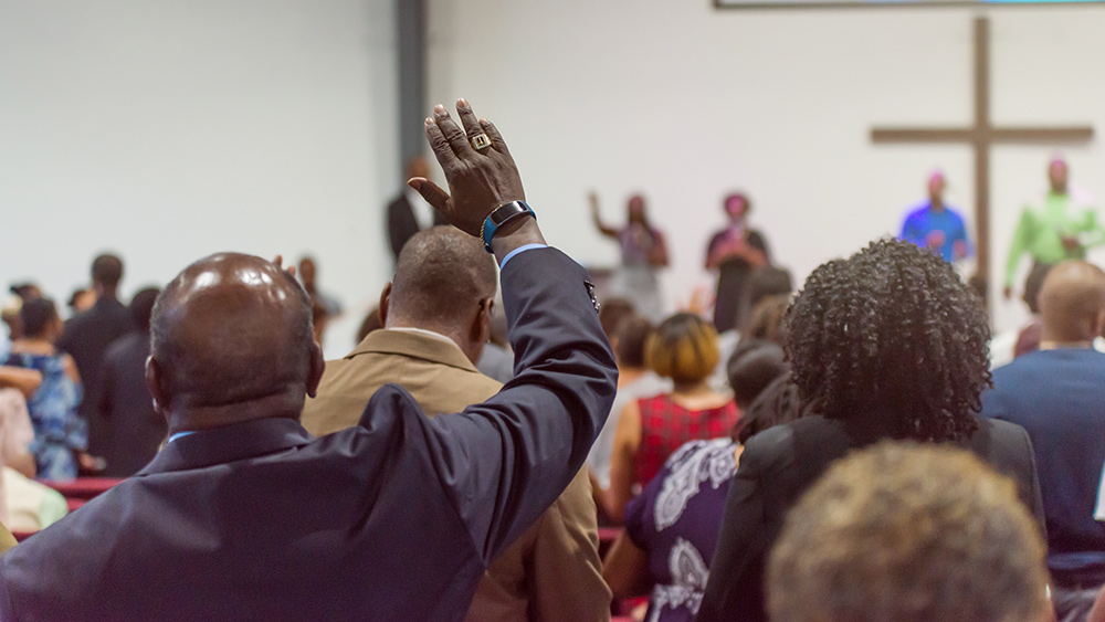 The dark truth behind megachurch scams – NaturalNews.com The dark truth behind megachurch scams – NaturalNews.com